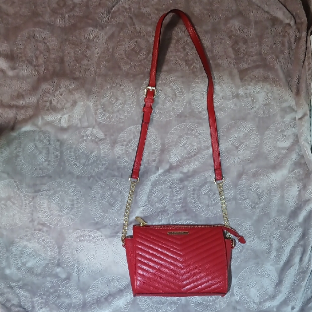 Steve Madden Red Chevron Crossbody Bag